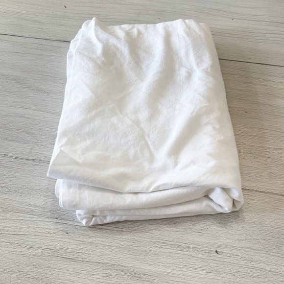 COST PLUS WORLD MARKET White Buffet Rectangular 60in x 90in Cotton Tablecloth - Picture 1 of 7